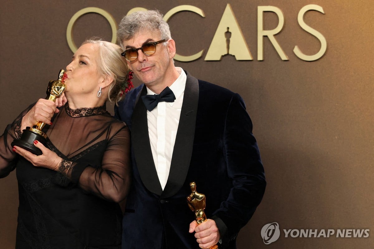 K-컬처 알린 '케데헌' 아카데미 2관왕…'원 배틀' 작품상 등 6관왕(종합) | 연합뉴스