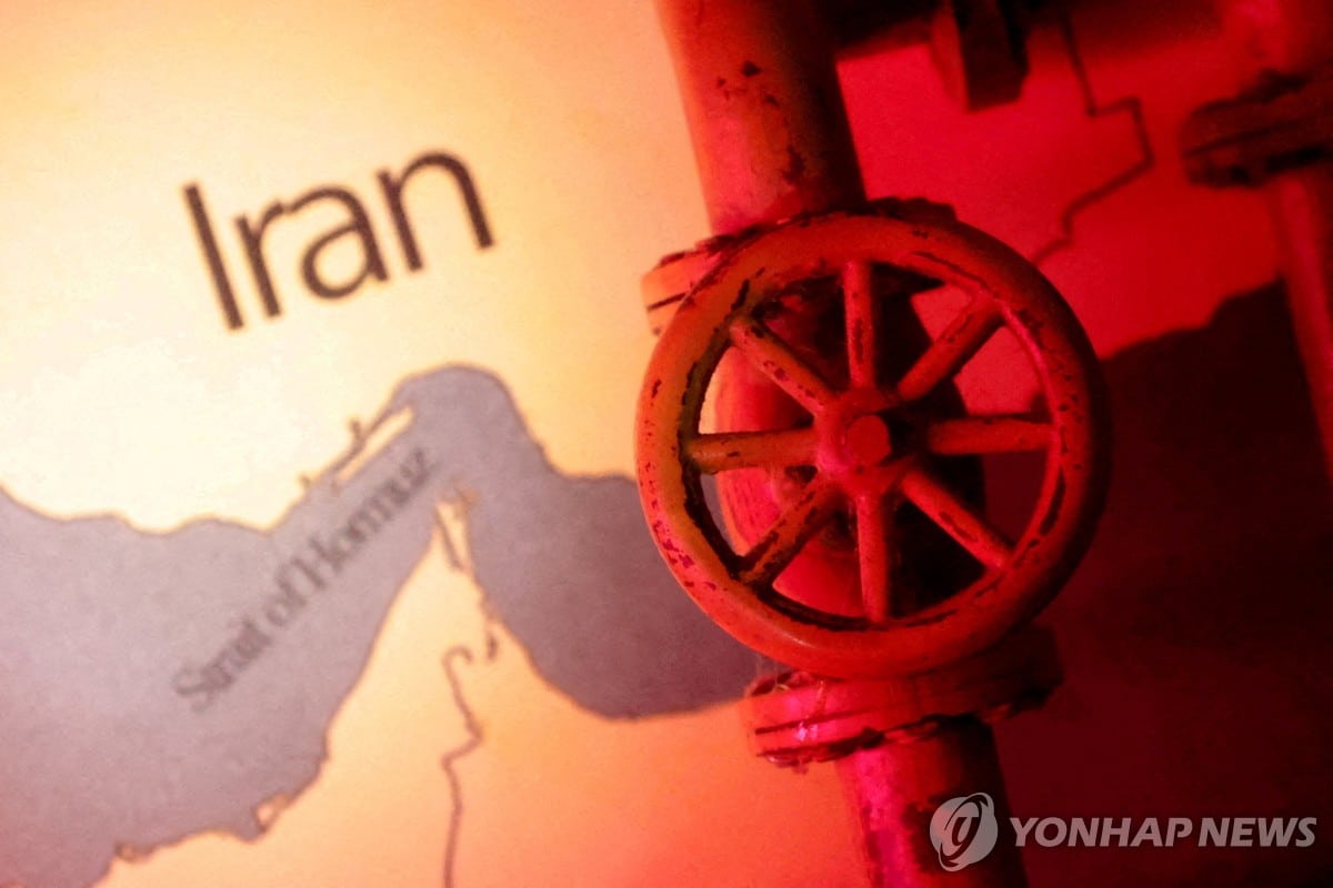 속보] 美에너지장관 "미해군, 호르무즈 통과 유조선 성공적 호위" | 연합뉴스