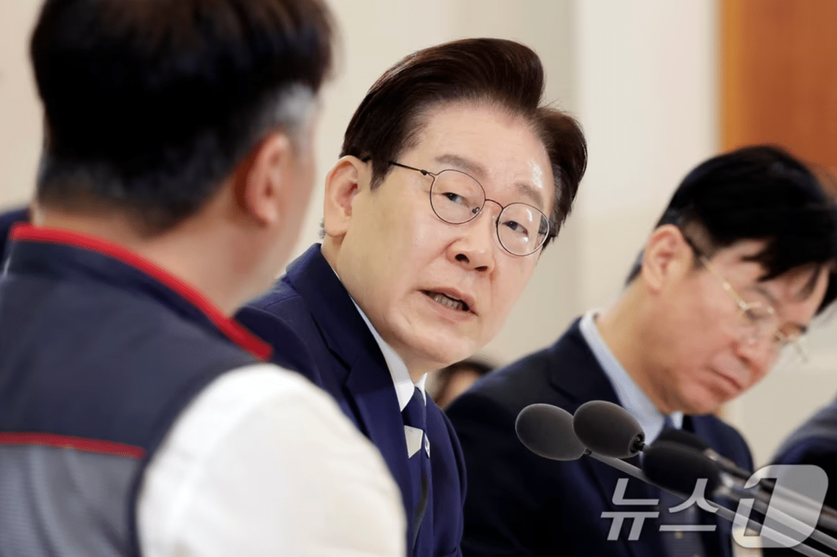 '1년 11개월' 고용의 역설… "사회적 대타협"으로 풀 해법은? 2 이재명 대통령 노동자 보호 방안