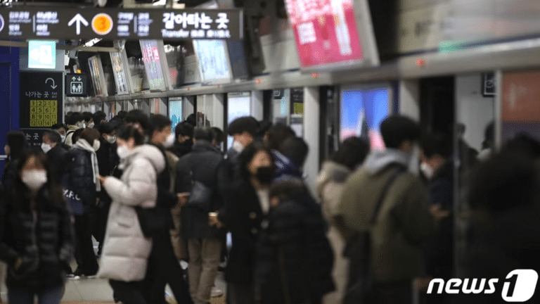 출퇴근 시간 노인 무임승차 제한 검토