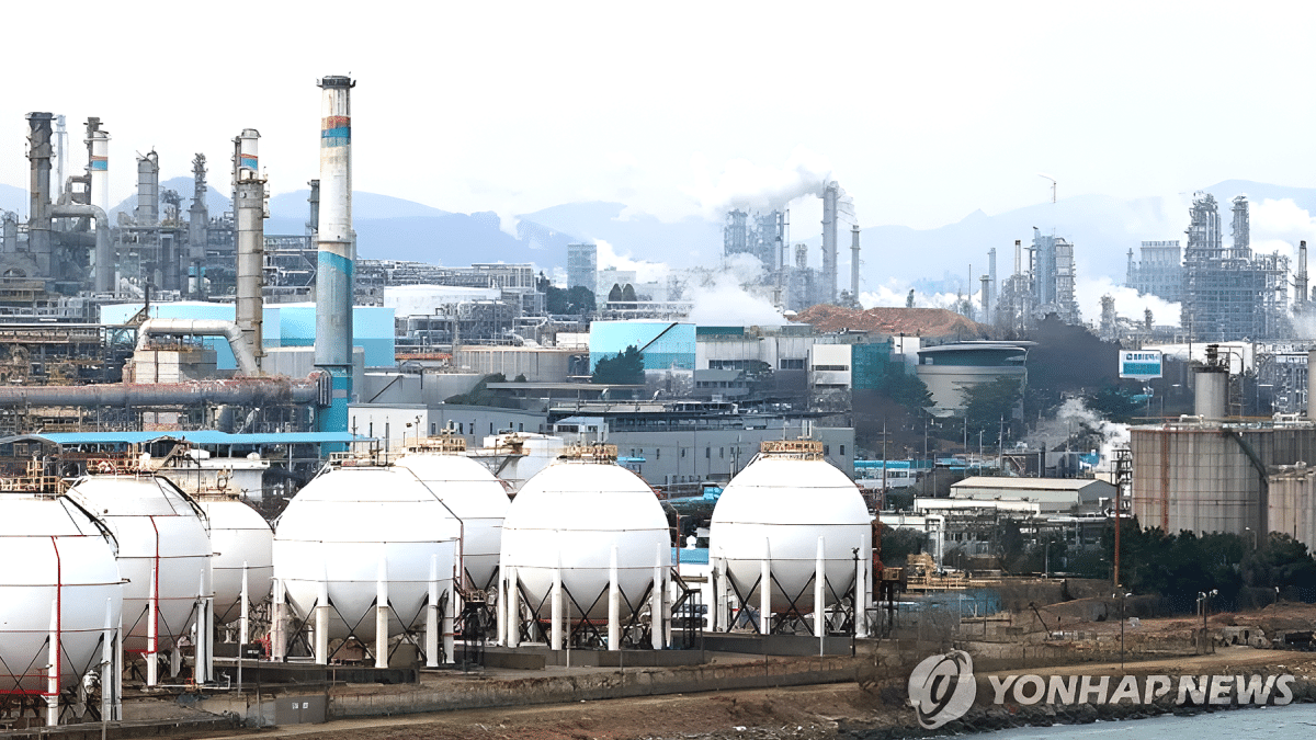 나프타 매점매석 금지