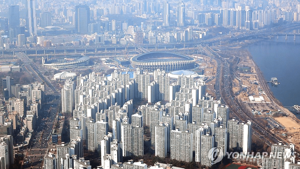 서울 아파트 실거래가 7개월만 하락