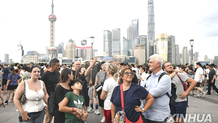 미국 중국 관광 경쟁