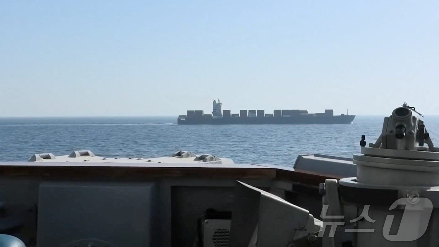 이란군 "美, 휴전 위반해 이란 상선에 발포·제압…보복할 것"