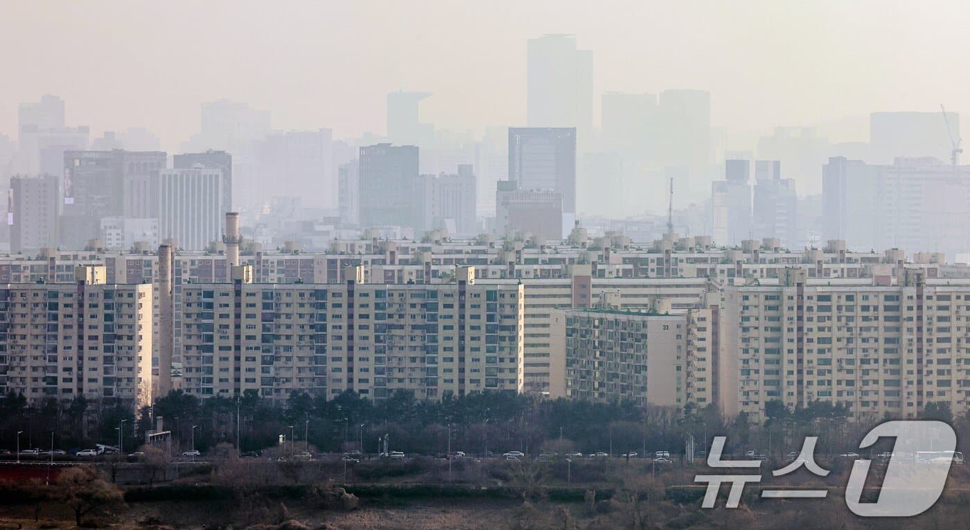 다주택 대출 막고 무주택 갭투자 열고…매물 늘고 수요 제한 - 뉴스1