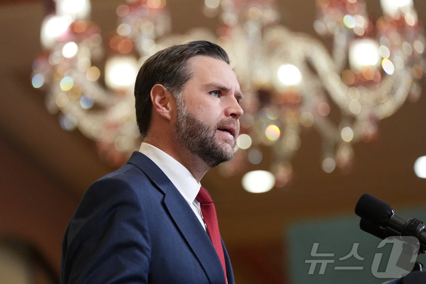 밴스 부통령, 美·이란 협상 결렬 후 이슬라마바드 떠나