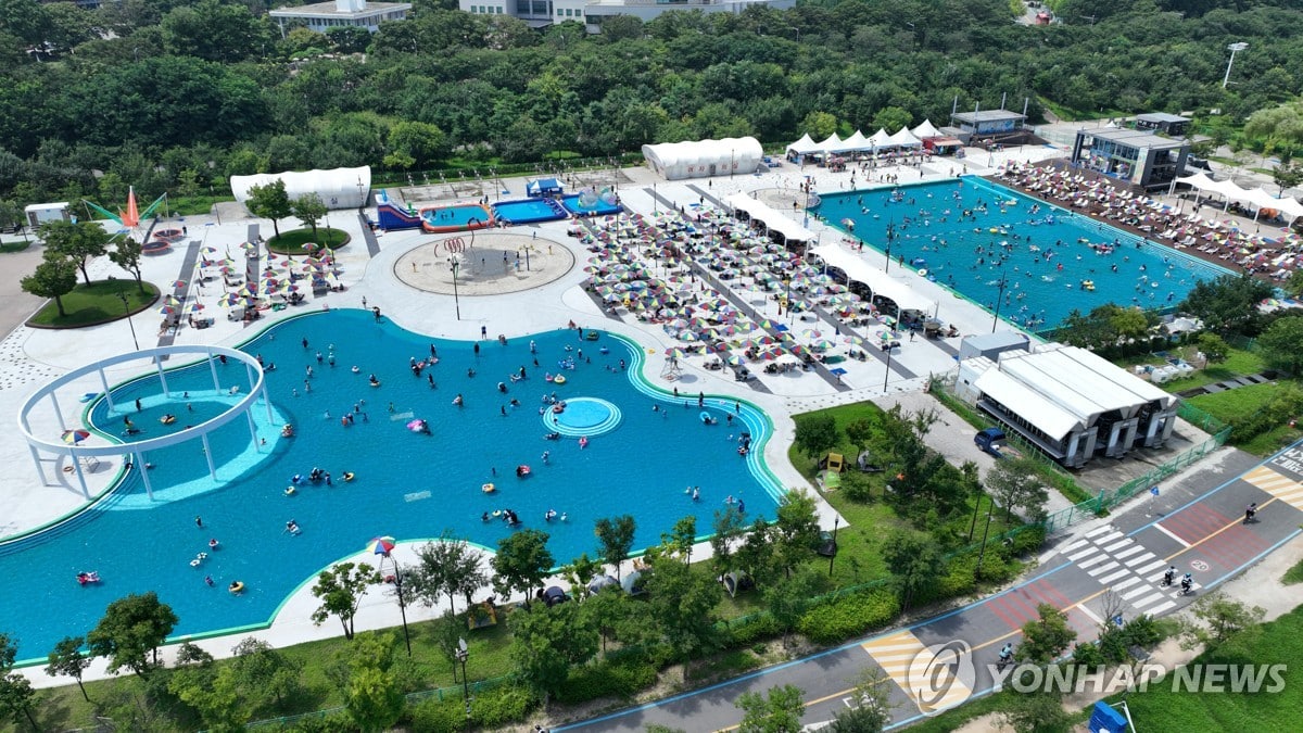 코로나 전 회복한 레저시설…스파·수영장 뜨고 골프장은↓ | 연합뉴스