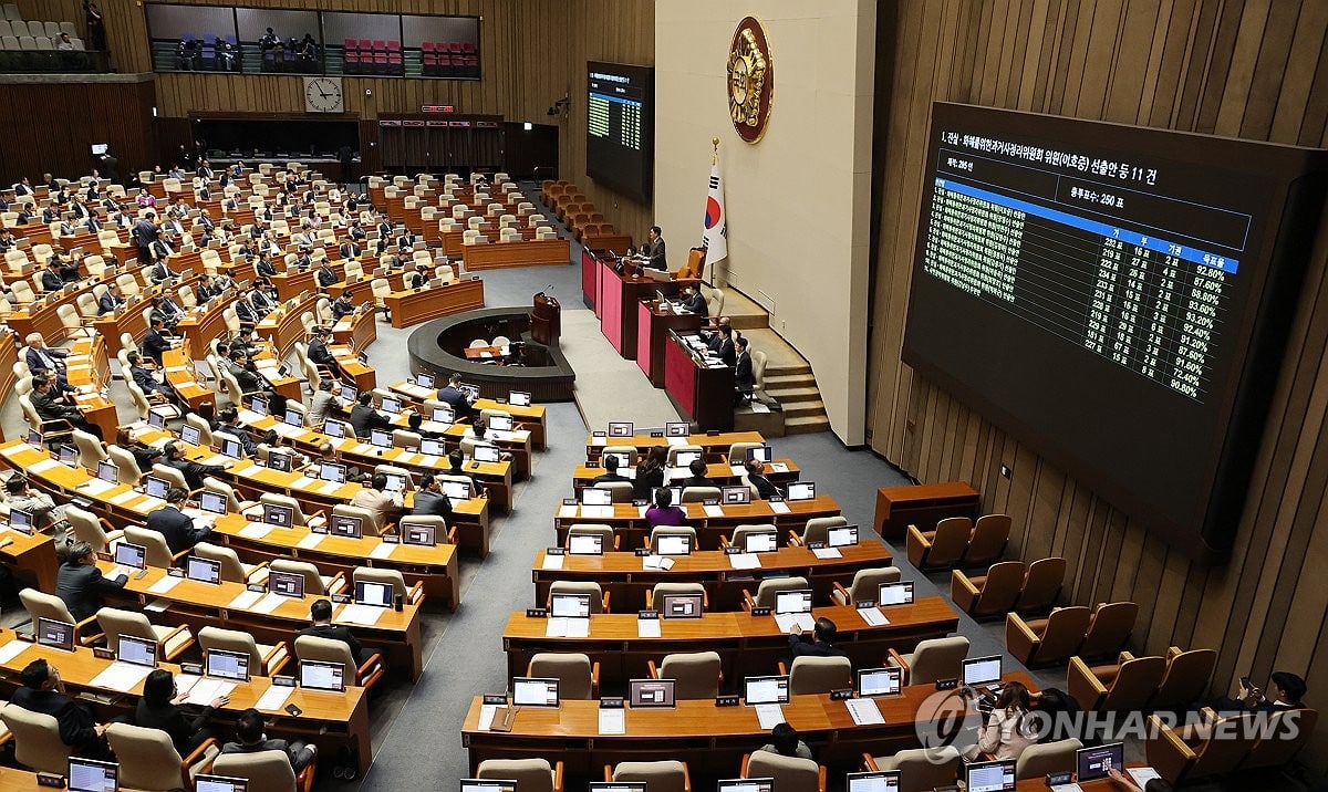 공공기관 15년 복무 의전원법·전세사기 피해 지원법 국회 통과 | 연합뉴스