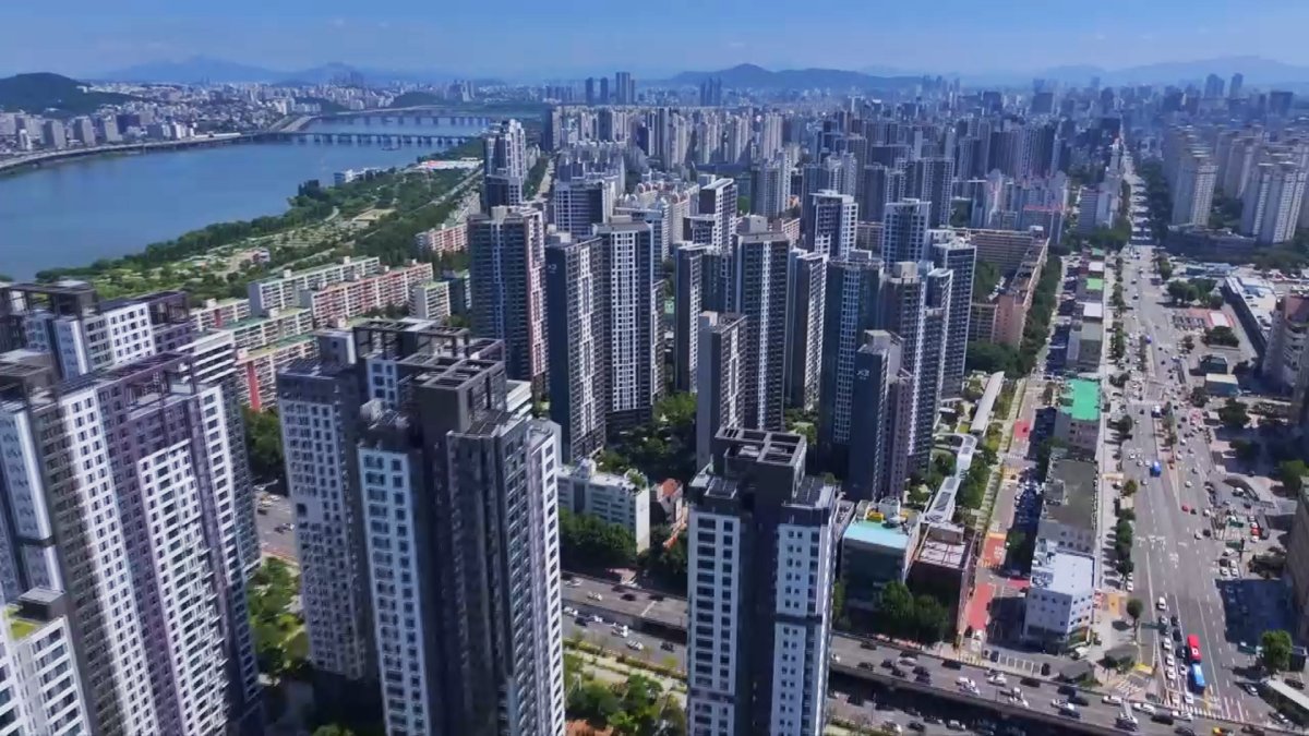 서울 집값 '눈치보기'…강남3구는 7주째 약세