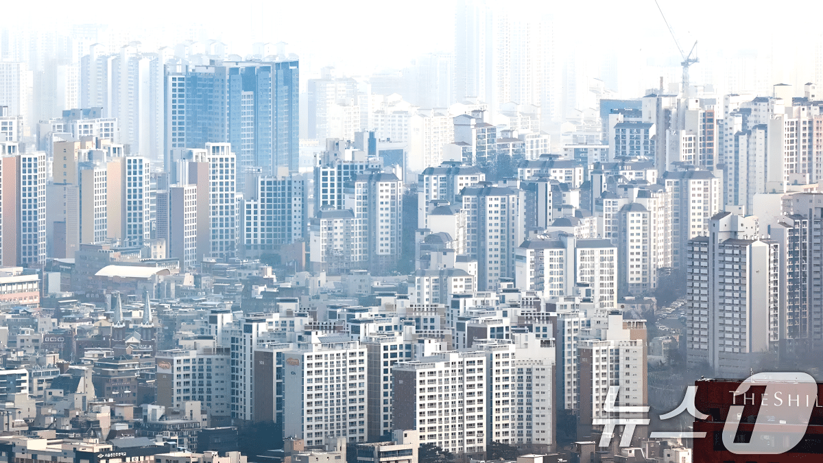 이재명 대통령 "부동산 불패 신화 없다"