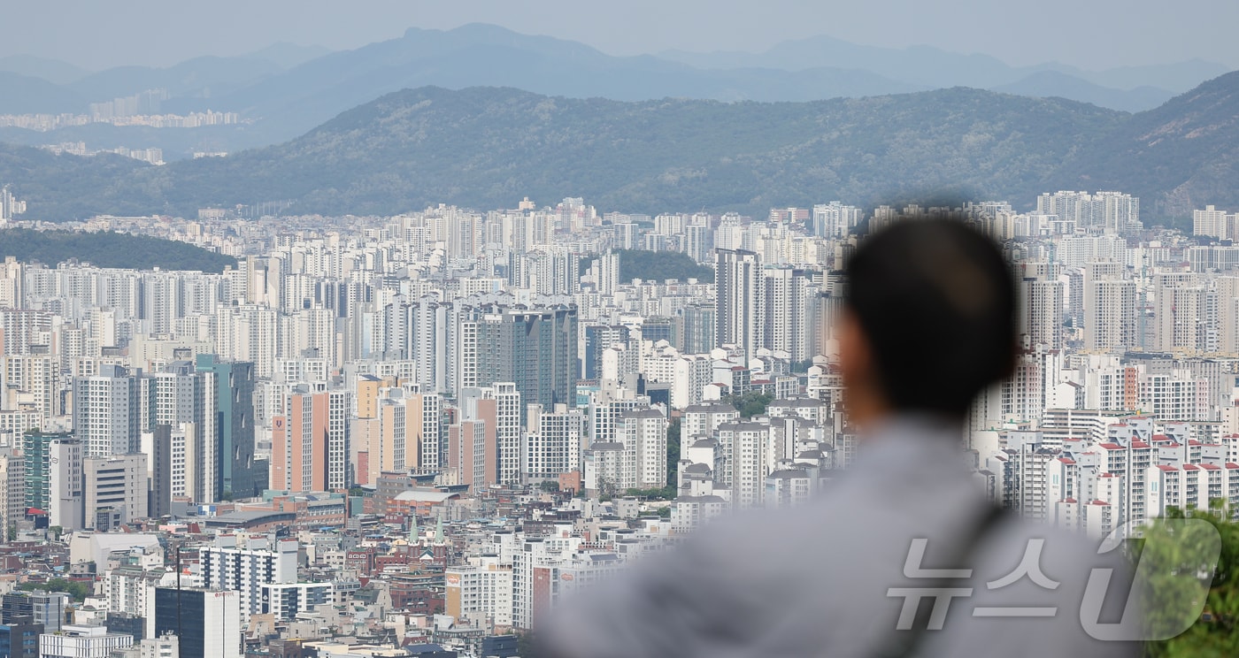 서울 주택매매 소비심리 지표가 상승 추세를 보이는 뉴스1 그래프