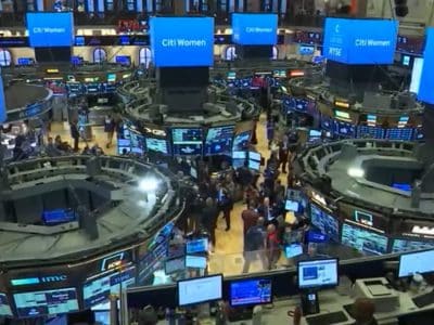 S&P 500 급등을 보여주는 빅테크 실적 중심 주식차트